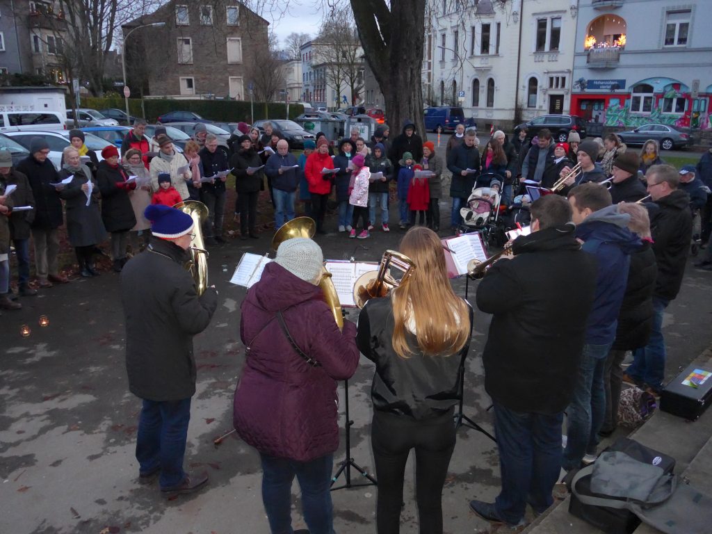 Adventssingen am 15.12.2019 mit dem Posaunenchor der Johannisgemeinde
